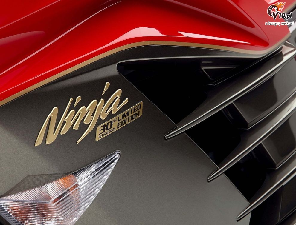 Kawasaki Ninja ZX-14R 30th Anniversary Edition